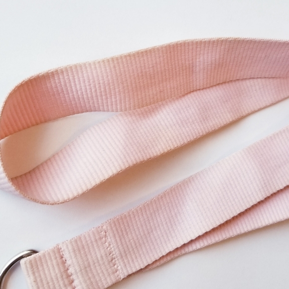 ❗Vintage 2000s Disneyworld Baby Pink Lanyard❗ - Picture 4 of 5